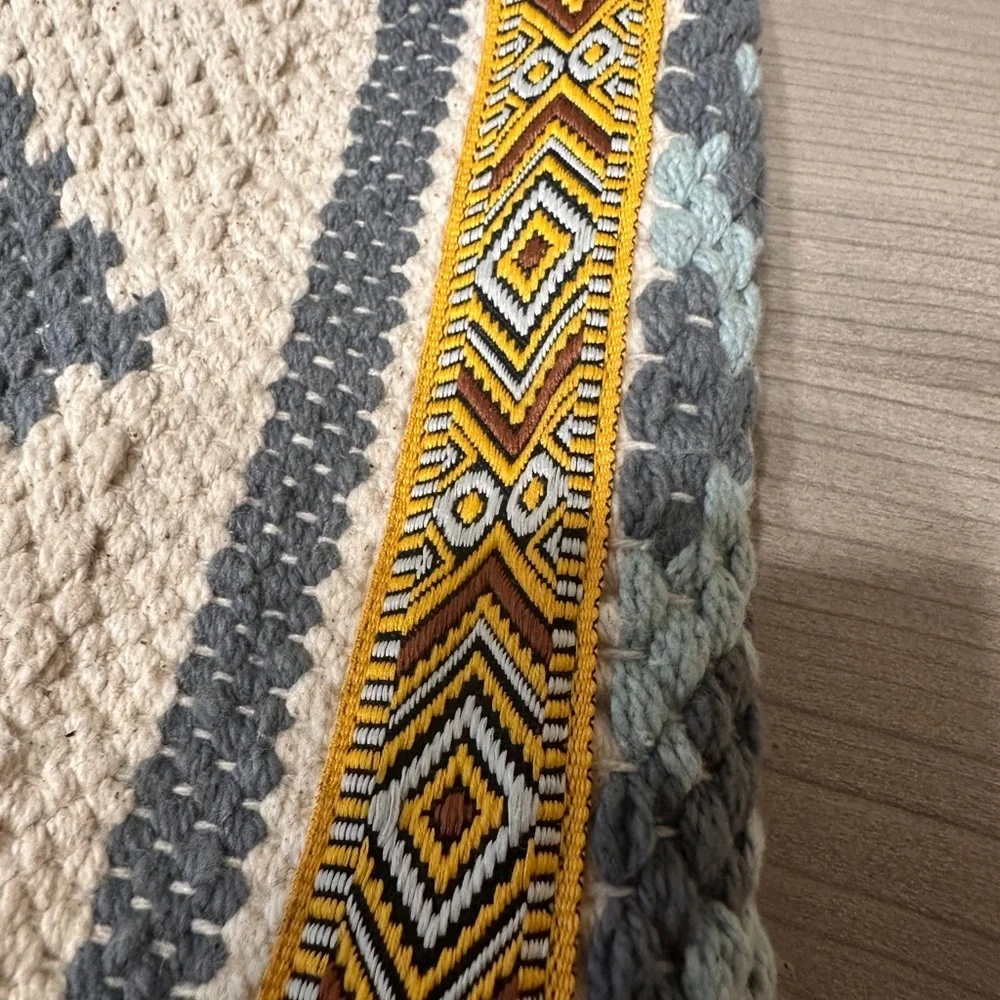 Jen & Co. Geometric Clutch with Tassel and Chicos NWT Necklace bundle